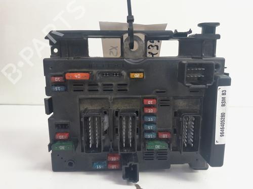 Used Fuse box Fuse box CITROËN XSARA Coupe (N0) 1.6 i (88 hp) 34134338 34134338