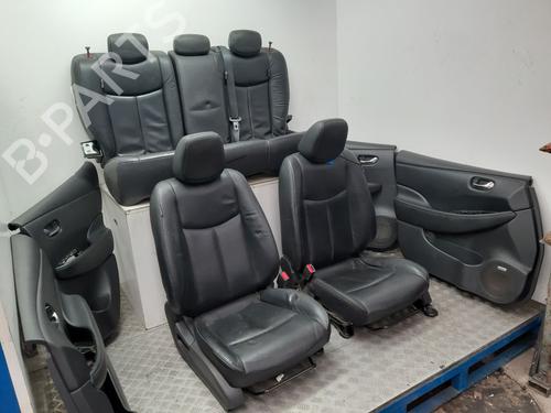 Seats set NISSAN LEAF (ZE0) Electric | BP26186751C78 