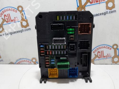 Used Fuse box PEUGEOT 308 II (LB_, LP_, LW_, LH_, L3_) [2013-2021]  20763713