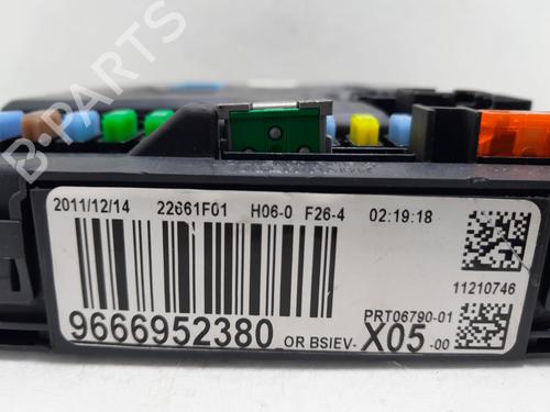 Fuse box CITROËN C3 Picasso (SH_)  | BP21100391E1 