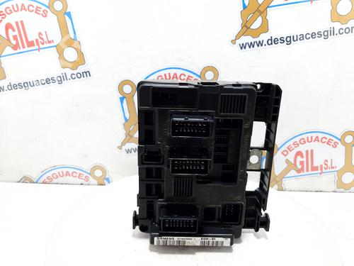 Zekeringkast PEUGEOT 1007 (KM_) 1.4 (75 hp) 20755354