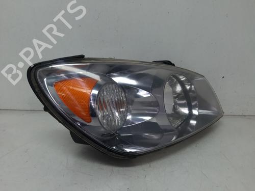 Right headlight KIA CERATO I Hatchback (LD) 2.0 CRDi | BP37081645C29 - Image 2