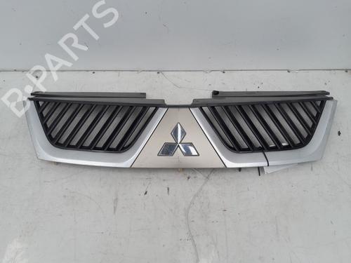 Used Grille MITSUBISHI OUTLANDER II (CW_W) 2.0 DI-D (CW8W) (140 hp) 30930408