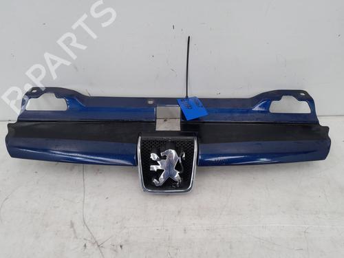 Grill PEUGEOT 406 (8B) 1.9 TD (92 hp) 31073960