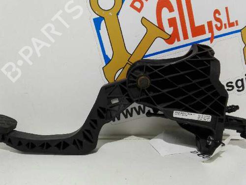 Clutch pedal SEAT LEON (1P1)  | BP20776671I13 