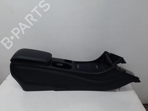 Used Middle console MERCEDES-BENZ GLA-CLASS (X156) GLA 200 CDI / d (156.908) (136 hp) 30901350