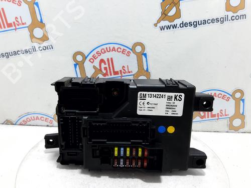 Used Fuse box OPEL CORSA D (S07) [2006-2015]  20755341
