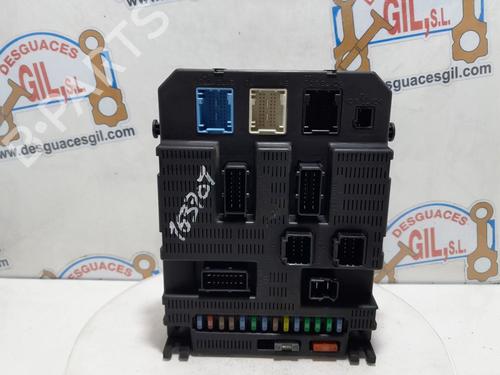 Used Fuse box CITROËN C8 (EA_, EB_) 2.2 HDi (128 hp) 20769103