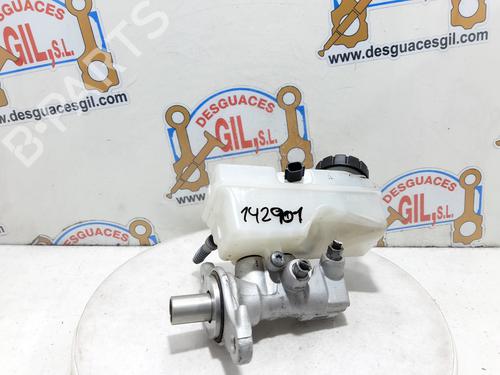 Used Brake master cylinder RENAULT CLIO IV (BH_) [2012-2021]  20755395