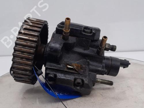 Used Injection pump RENAULT MEGANE II Saloon (LM0/1_) 1.9 dCi (LM0G, LM1G, LM2C) (120 hp) 23966029