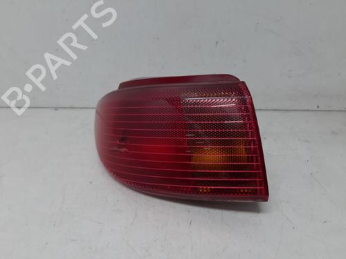 Piloto trasero izquierdo MAZDA 2 (DY) 1.4 CD (68 hp) 31573416