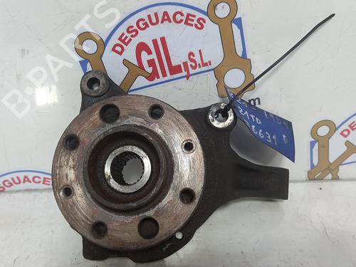 Used Right front steering knuckle RENAULT 21 (B48_) 2.1 Turbo-D (B486, B488, B48V) (88 hp) 20758140
