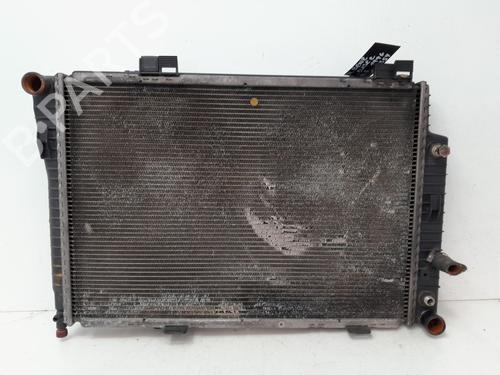 Used Water radiator MERCEDES-BENZ C-CLASS (W202) C 250 D (202.125) (113 hp) 29573297