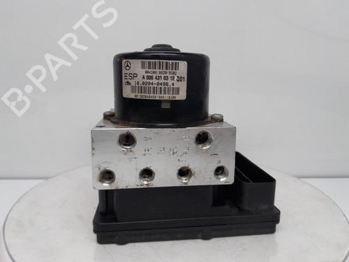Used ABS pump MERCEDES-BENZ SLK (R171) [2004-2011]  30487154