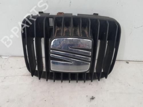 Grill Grill SEAT IBIZA III (6L1) [2002-2009] 31073934 31073934