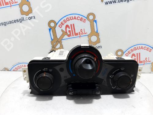 Commande Chauffage RENAULT SCÉNIC II (JM0/1_) [2003-2010]  20744399