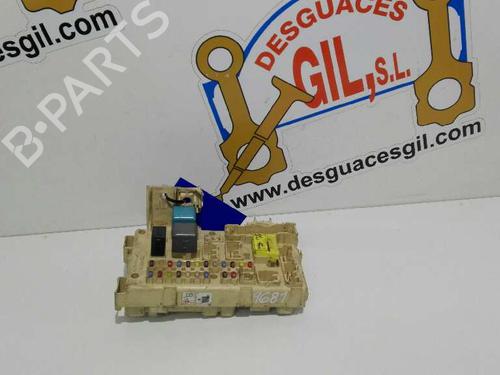 Used Fuse box TOYOTA AVENSIS (_T25_) 2.2 D-4D (ADT251_, ADT251R) (150 hp) 20779934