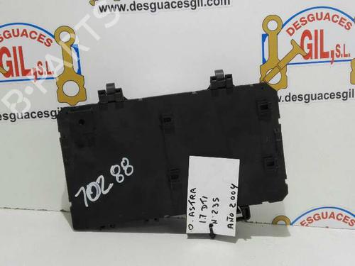 Fuse box OPEL ASTRA H (A04) 1.7 CDTI (L48) | BP20779132E1 