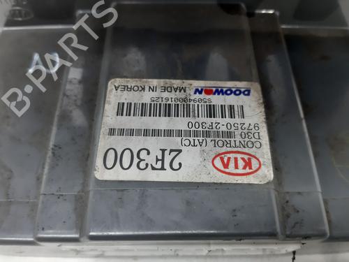 Climate control KIA CERATO I Hatchback (LD) 2.0 CRDi | BP34134117I5 - Image 3