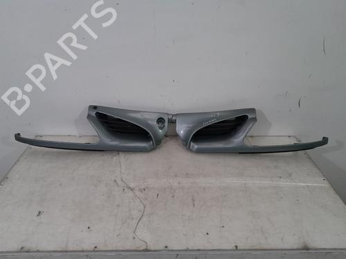 Used Grille RENAULT MEGANE I Classic (LA0/1_) 1.9 D (LA0A, LA0U, LA0R) (64 hp) 31073969