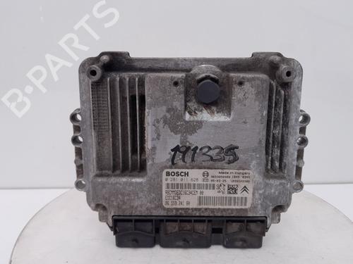 Used Engine control unit (ECU) PEUGEOT 206 CC (2D) [2000-2008]  28192233