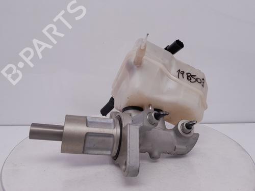 Used Brake master cylinder BMW 1 (E87) 118 d (122 hp) 30487104