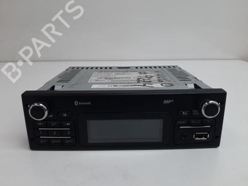 Used Radio Radio RENAULT KANGOO / GRAND KANGOO II (KW0/1_) 1.5 dCi 90 (KW05, KW08, KW0G, KW11) (90 hp) 34132935 34132935