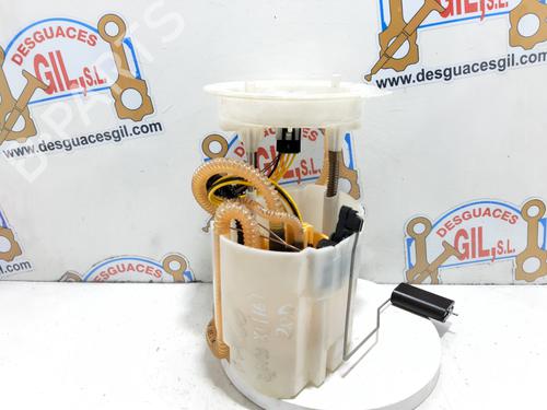 Used Fuel pump BMW X1 (F48) sDrive 18 d (150 hp) 20752627
