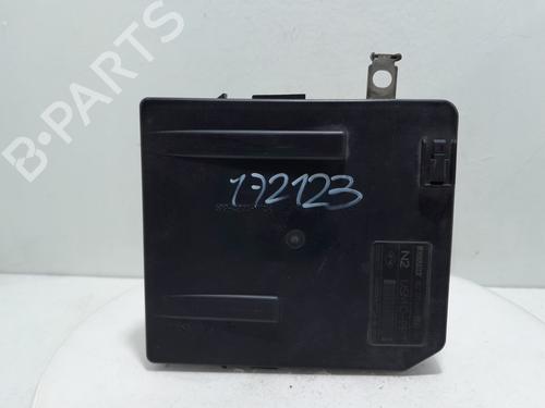 Used Fuse box RENAULT MEGANE II (BM0/1_, CM0/1_) 1.9 dCi (131 hp) 21100376