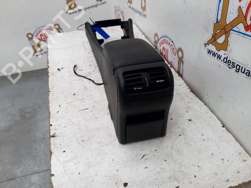 Armrest / Center console MERCEDES-BENZ C-CLASS (W203) C 180 Kompressor (203.046) | BP20766501I20 