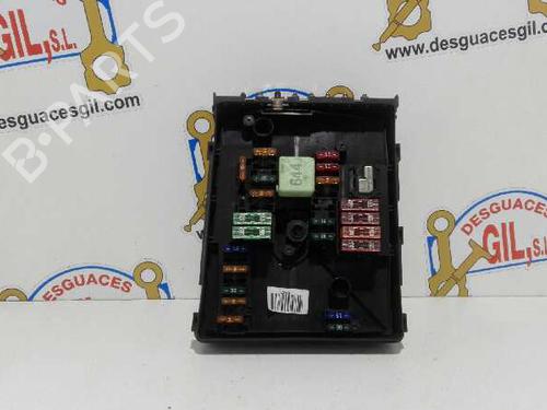 Used Fuse box AUDI A3 Sportback (8PA) 1.9 TDI (105 hp) 20795100
