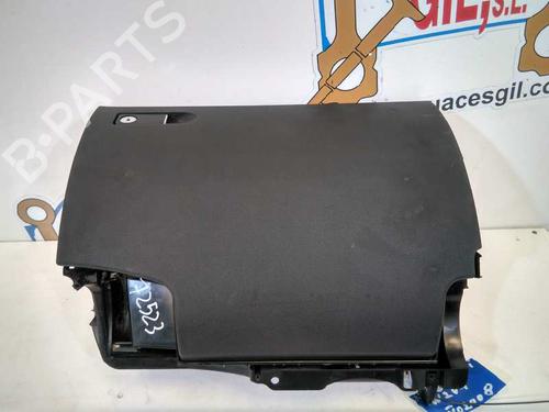 Used Glove box MERCEDES-BENZ C-CLASS (W204) C 220 CDI (204.008) (170 hp) 20728119
