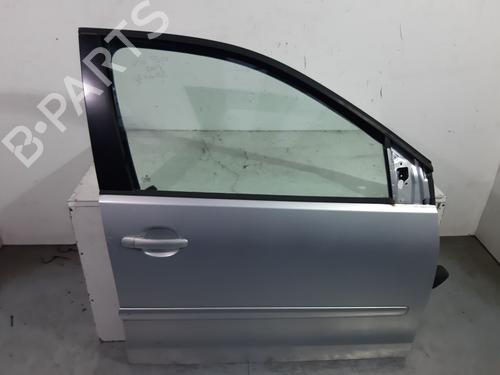 Used Right front door VW POLO (9N_, 9A_) 1.4 TDI (80 hp) 23780775