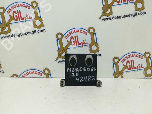 Used Comfort control module MERCEDES-BENZ E-CLASS (W211) E 270 CDI (211.016) (177 hp) 20800061