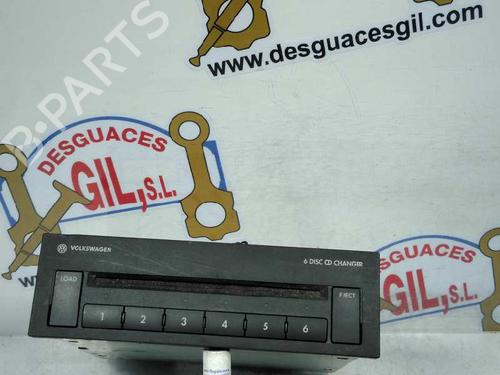 Used Radio VW GOLF V (1K1) [2003-2010]  20802025