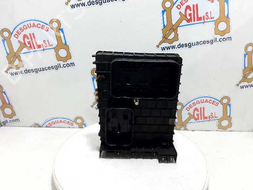 Used Fuse box VW GOLF V (1K1) [2003-2010]  20734966