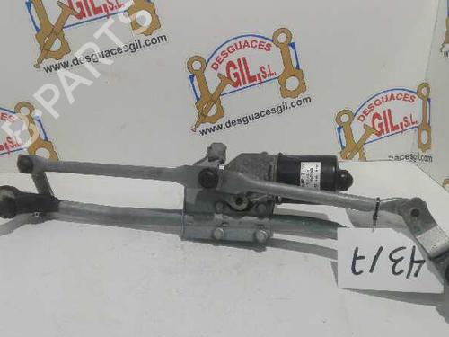 Used Front wiper motor BMW 1 (E87) 118 d (122 hp) 20775917