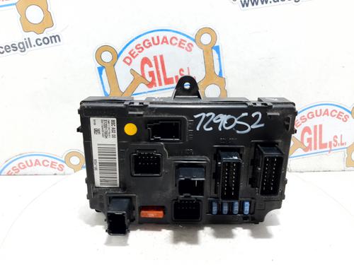 Used Fuse box PEUGEOT 407 (6D_) 1.6 HDi 110 (6D9HZC, 6D9HYC) (109 hp) 20747489