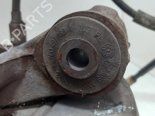 Left rear steering knuckle VW TOUAREG (7LA, 7L6, 7L7) 2.5 R5 TDI | BP21560911M27 