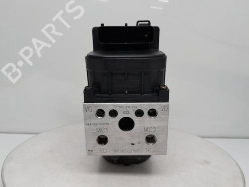Used ABS pump CITROËN XSARA (N1) 1.6 i (88 hp) 30487175