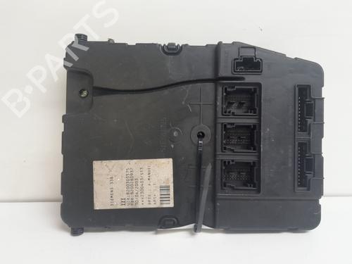 Used Fuse box Fuse box RENAULT MEGANE II Saloon (LM0/1_) 1.9 dCi (LM0G, LM1G, LM2C) (120 hp) 34133786 34133786