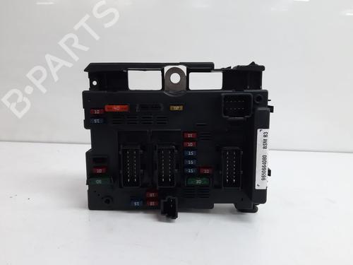 Used Fuse box Fuse box CITROËN XSARA (N1) 2.0 HDi 109 (109 hp) 34132792 34132792