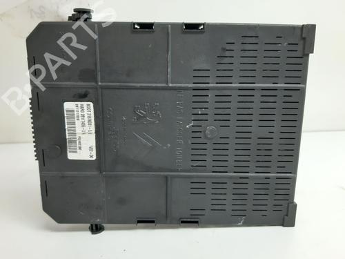 fuse-box-peugeot-307-3ac-2000-2001-2002-2003-2004-2005-2006-2007-2008-2009-2010-2011-2012-34132762 main image