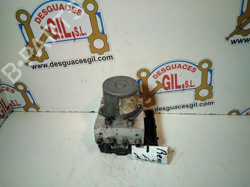 Used ABS pump RENAULT SCÉNIC II (JM0/1_) [2003-2010]  20789574