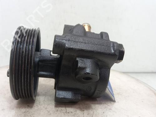 Used Steering pump RENAULT MEGANE I Classic (LA0/1_) 1.9 D (LA0A, LA0U, LA0R) (64 hp) 20772979