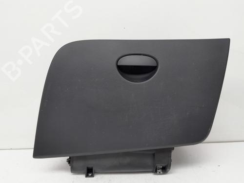 Used Glove box Glove box 39187152 39187152