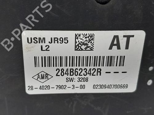 Fuse box RENAULT SCÉNIC III (JZ0/1_) | BP20760856E1