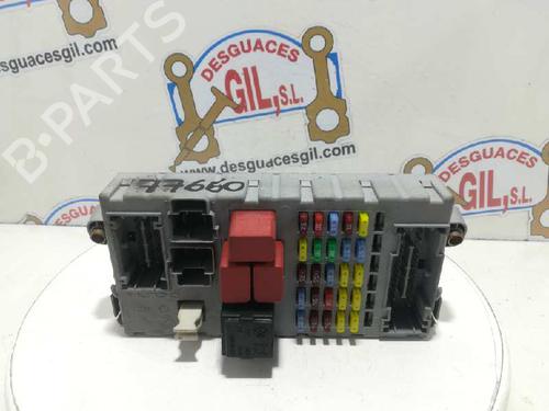 Used Fuse box FIAT CROMA (194_) 1.9 D Multijet (194AXB1B) (120 hp) 20729304