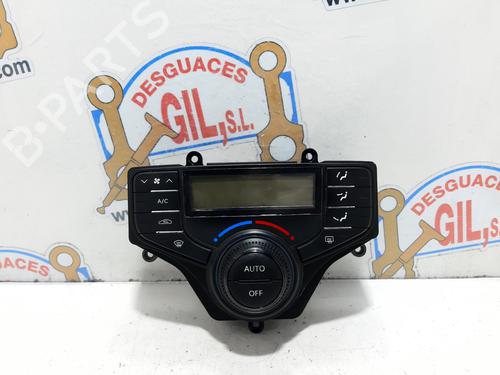 Used Climate control HYUNDAI i30 (FD) 1.6 CRDi (116 hp) 20752043