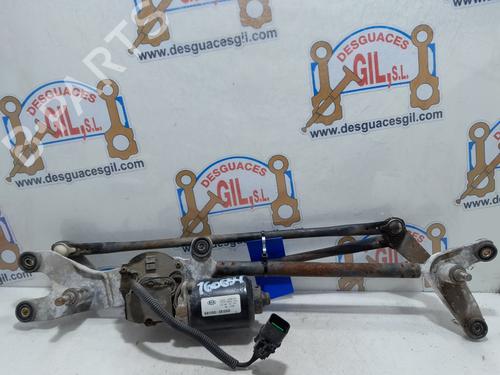 Used Front wiper motor KIA SORENTO I (JC) [2002-2011]  20767036